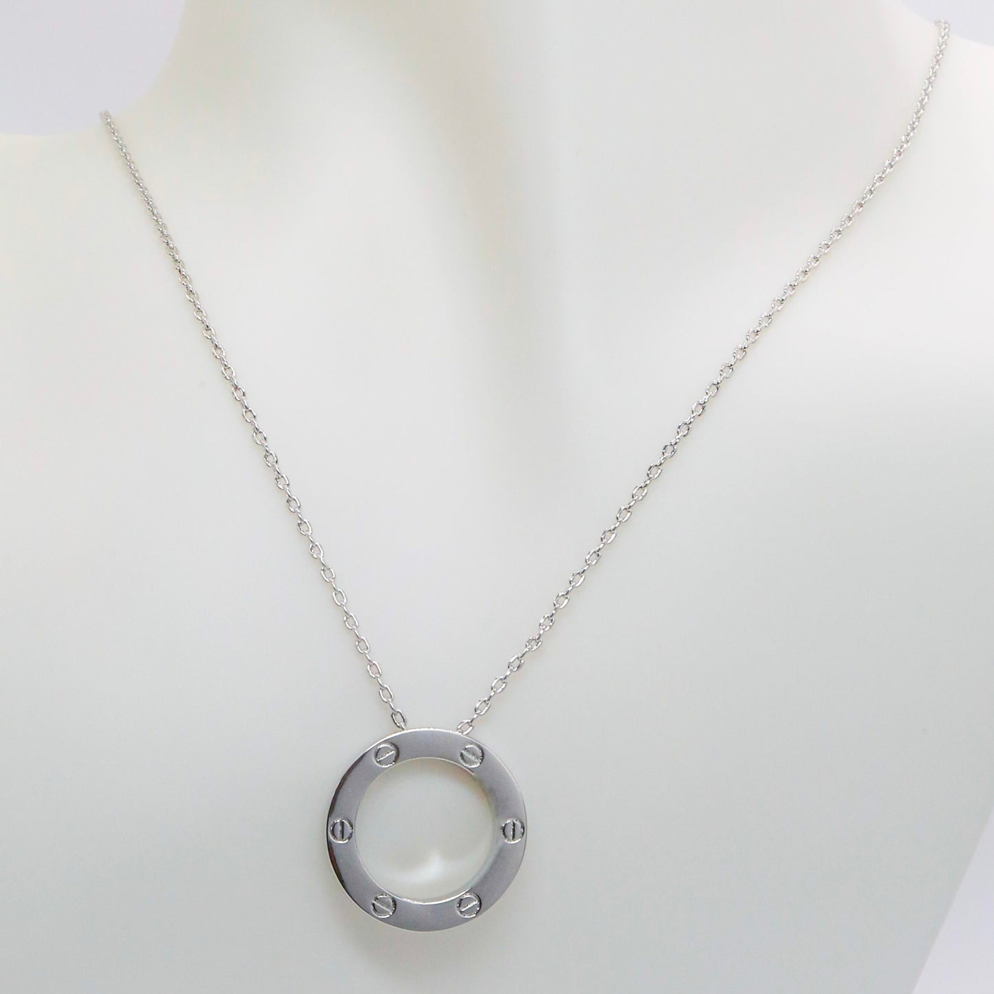 Silver Timeless Loop Necklace