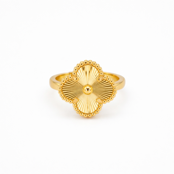 Soleil Clover Ring