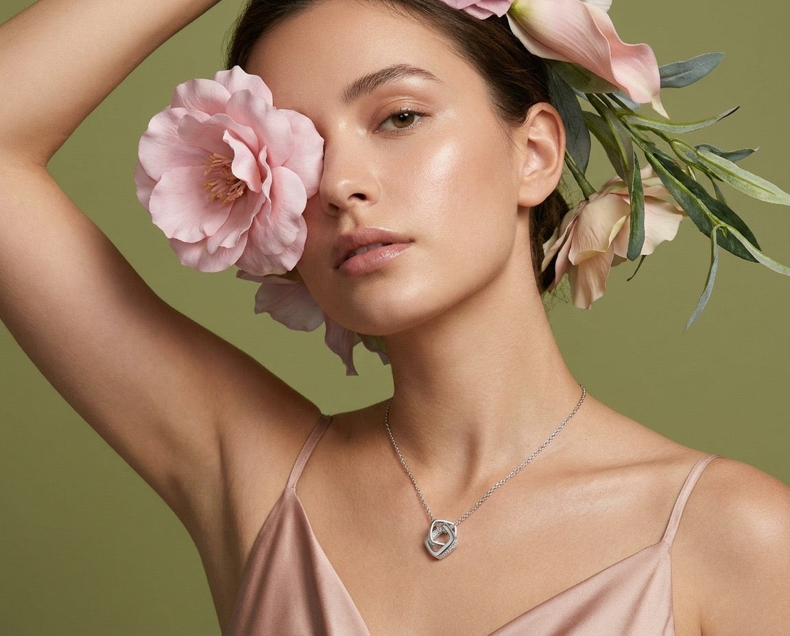 Luxe Intertwined Heart Necklace