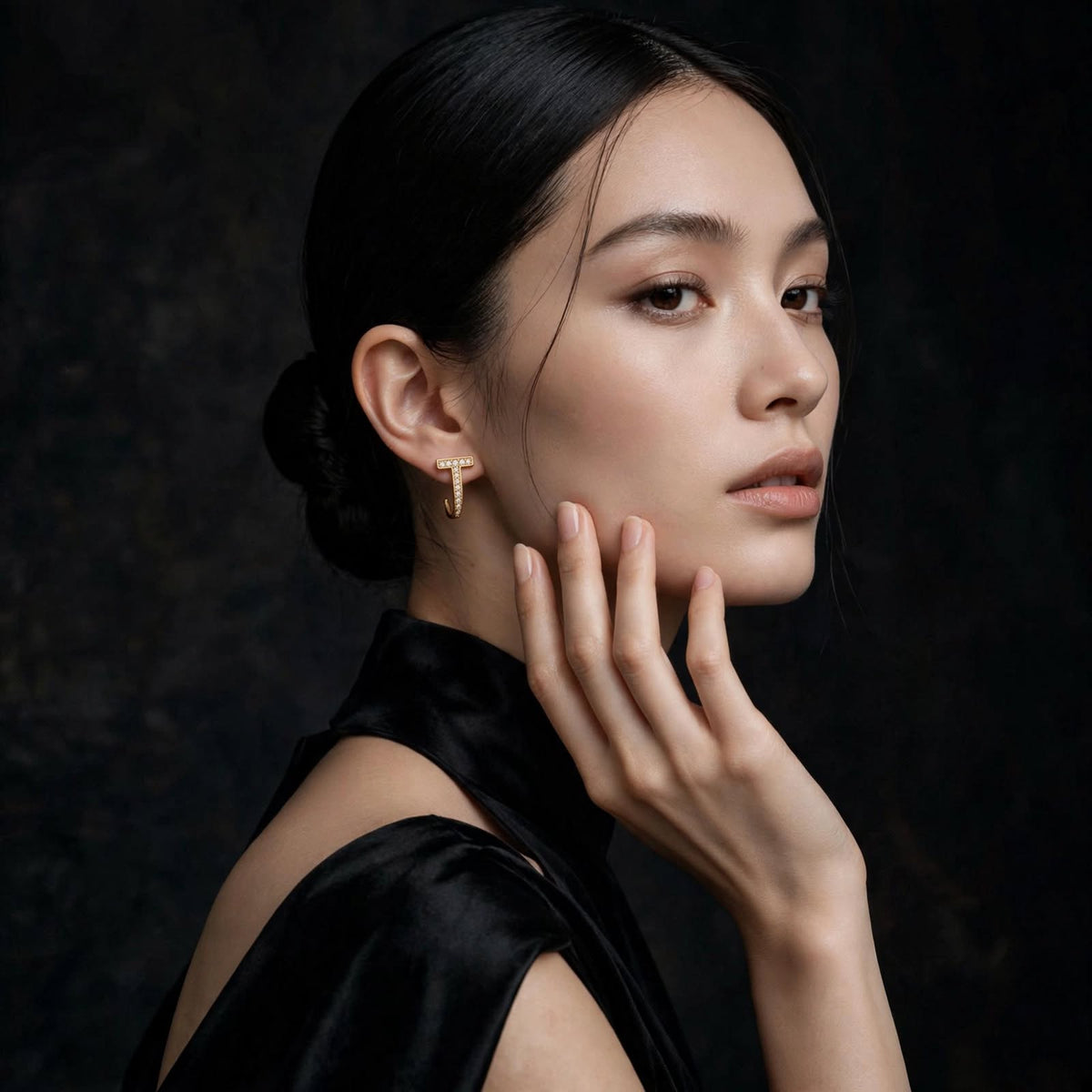 The T-Line Zircon Stud Earrings