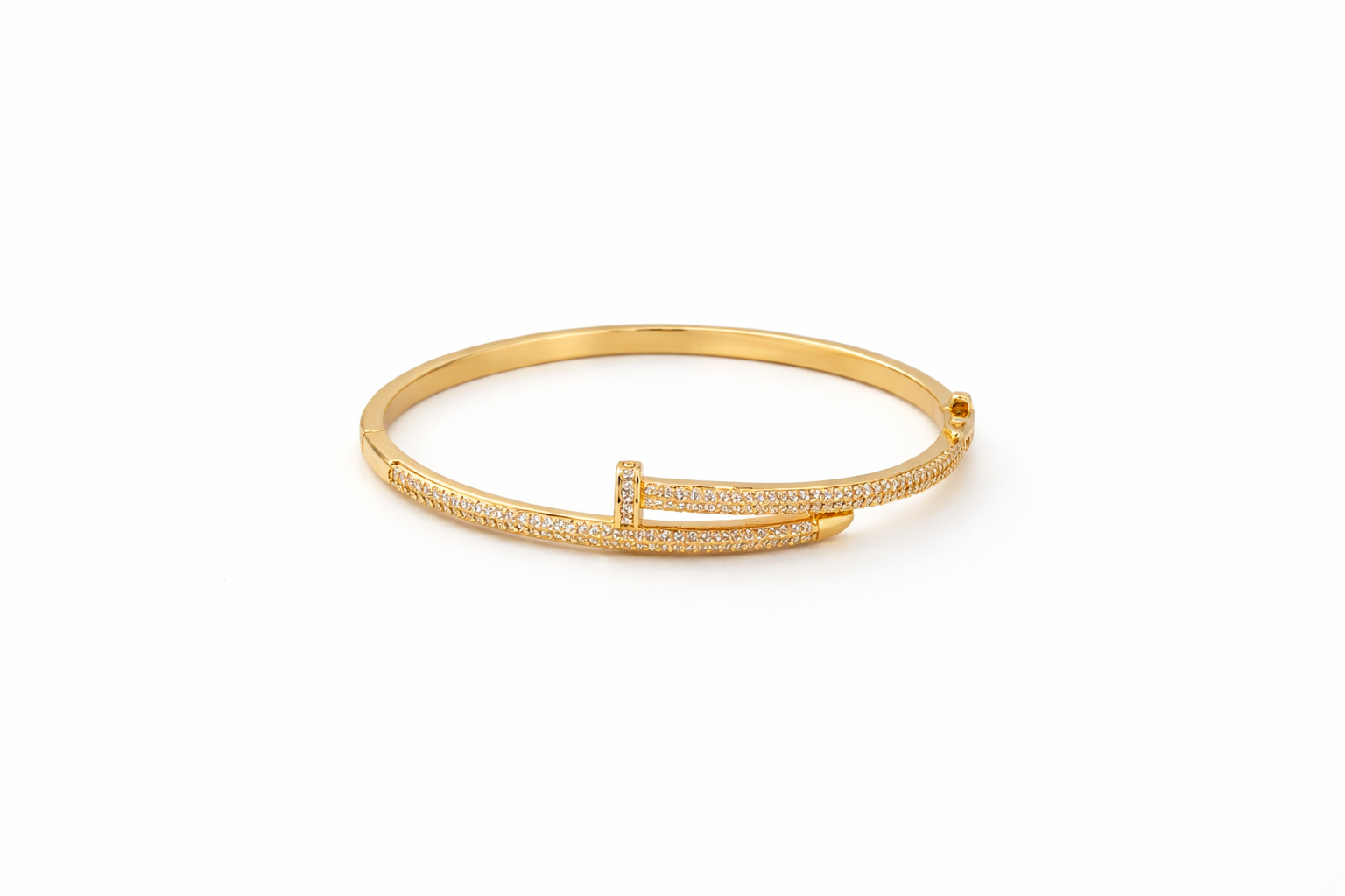 Luxe Nail Gold Bracelet