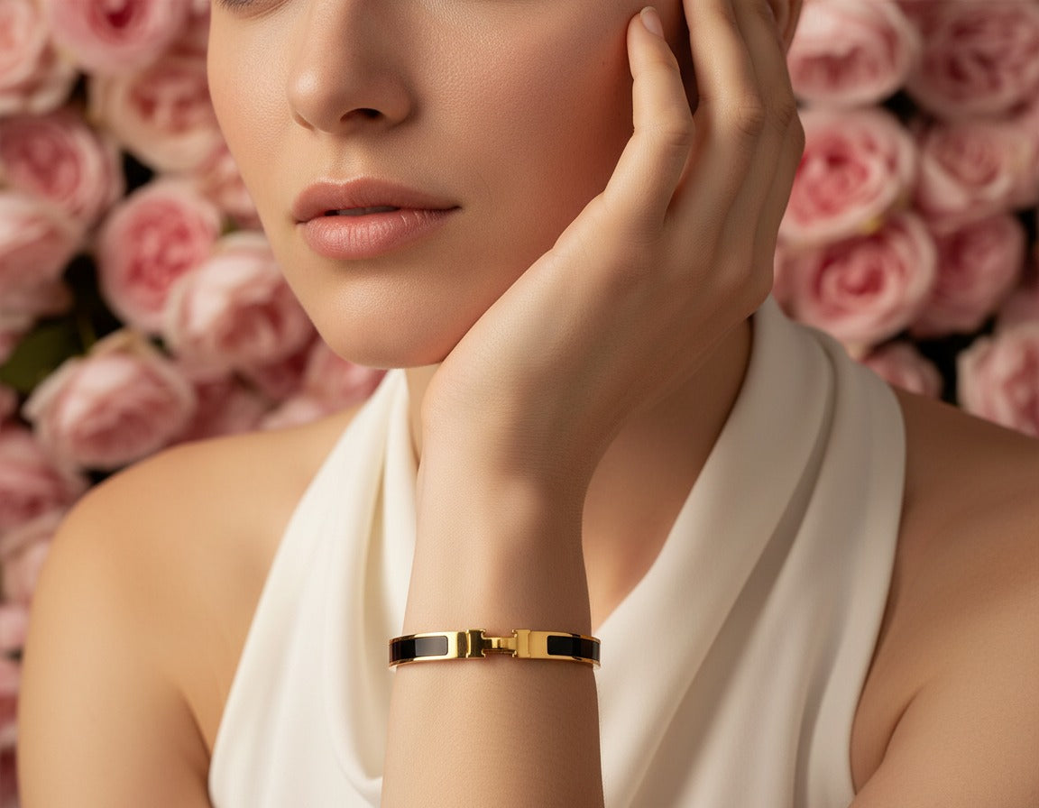 Valencia Noir Luxe Bangle