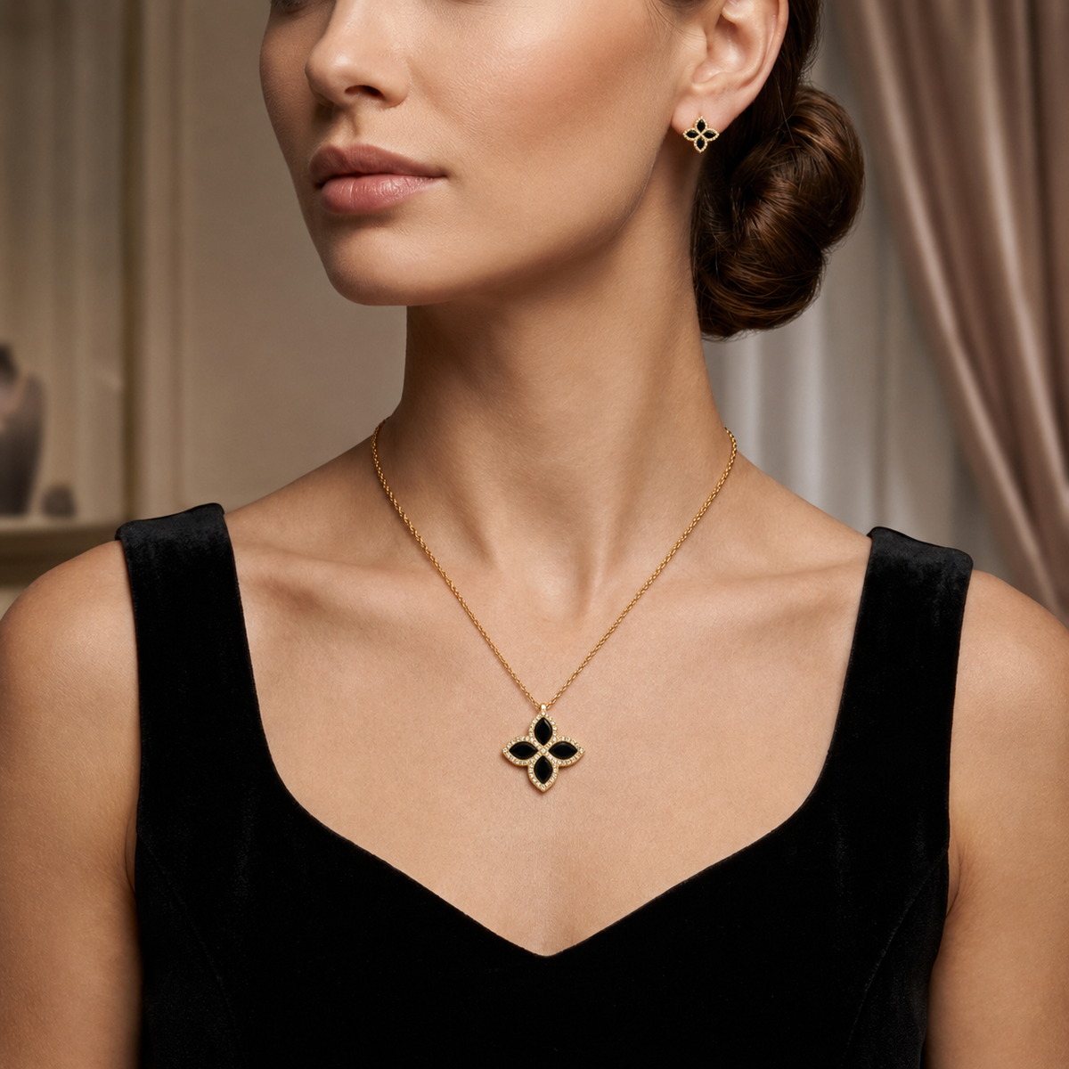 Noir Clover Jewelry Set