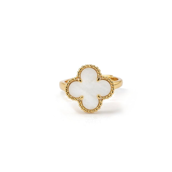 Clover Ring – White