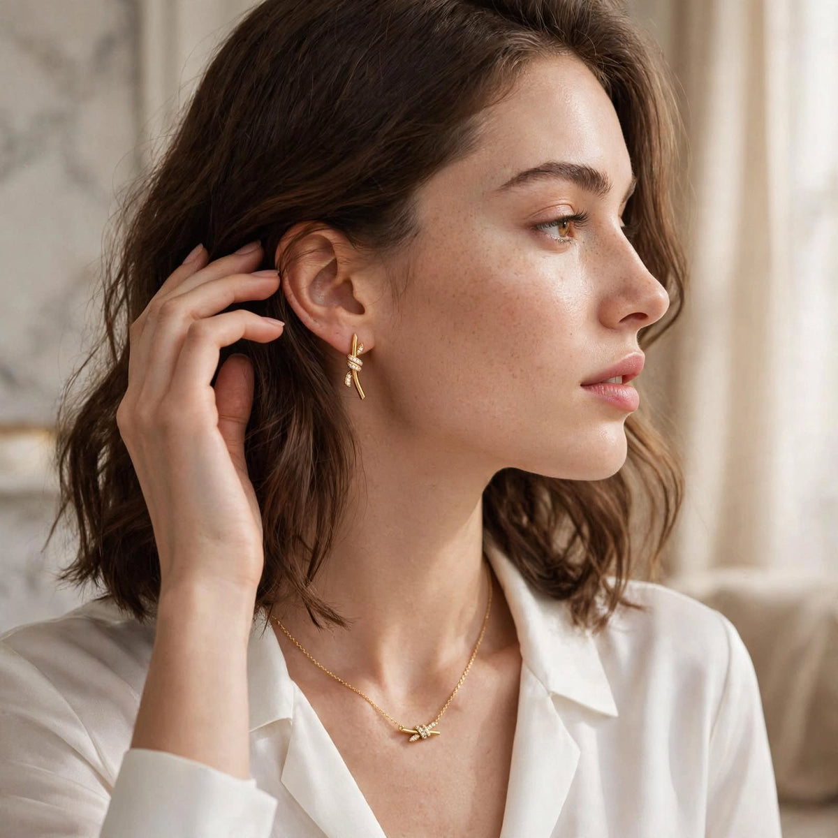 The Golden Knot Necklace