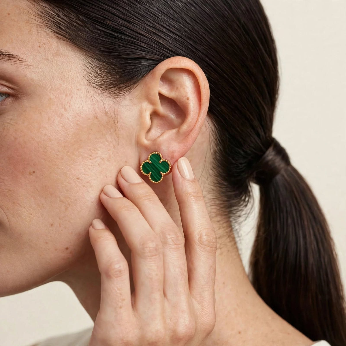 Luxe Clover Signature Earrings – Green