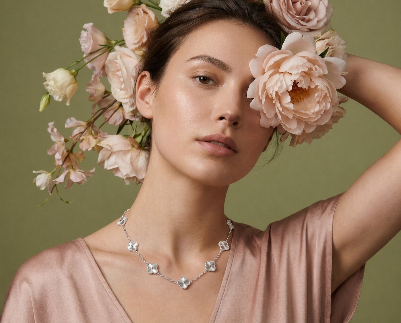 Silver Clover Necklace