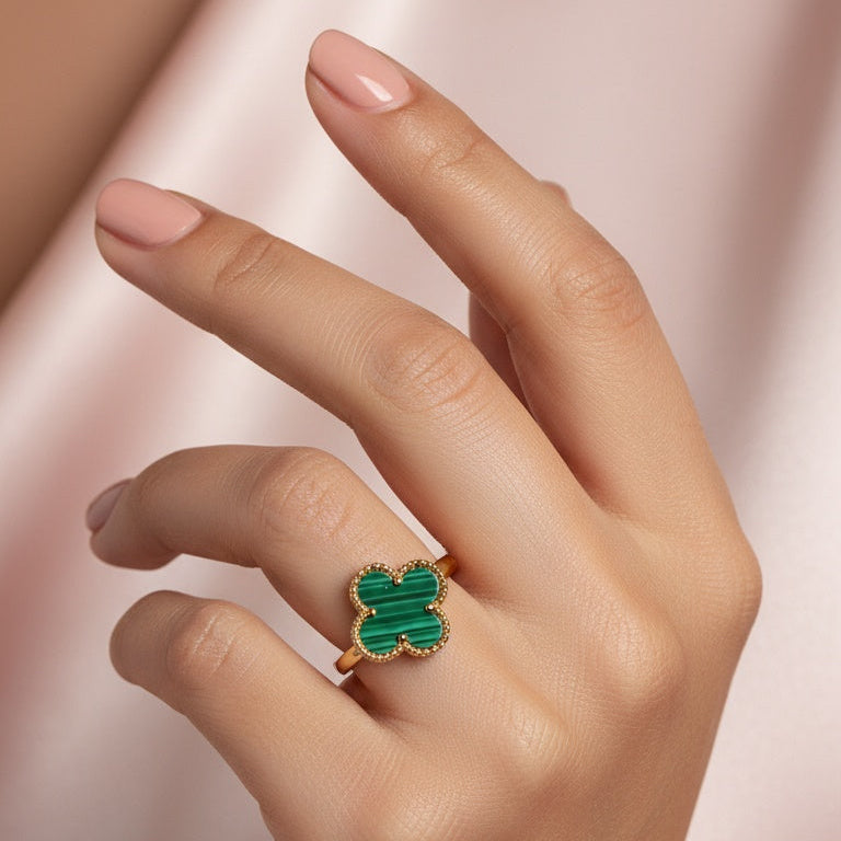 Luxe Emerald Clover Ring