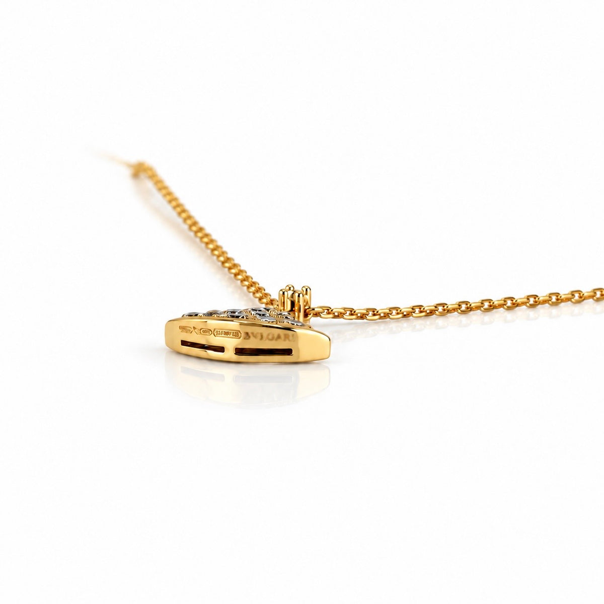 Aurelia Fan Pendant Necklace