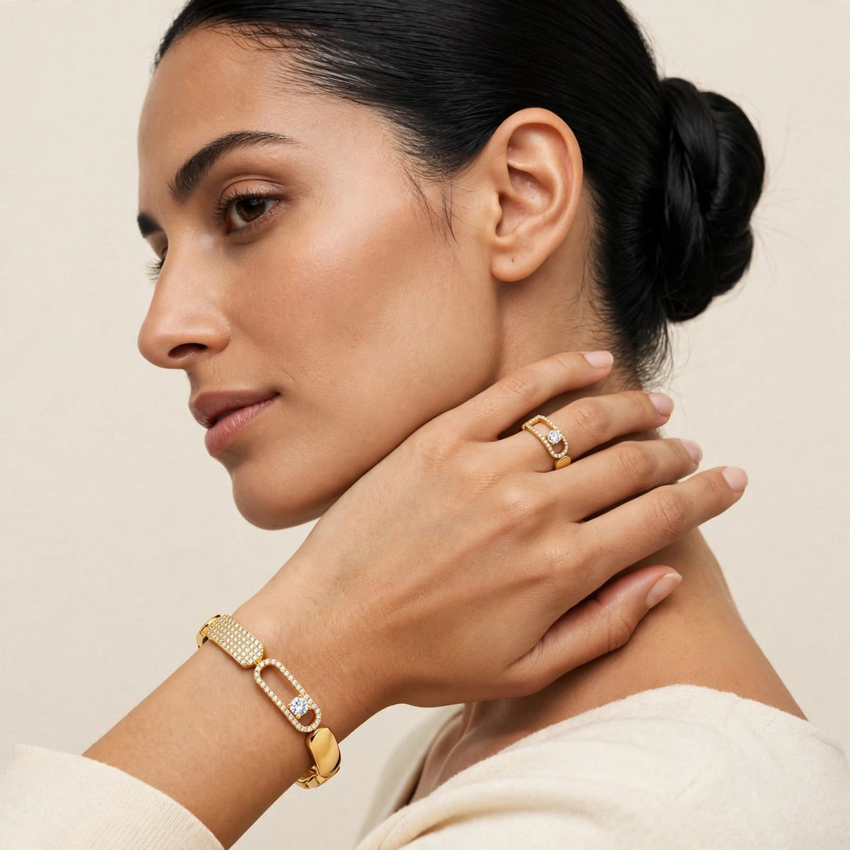 Crystal Link Statement Ring