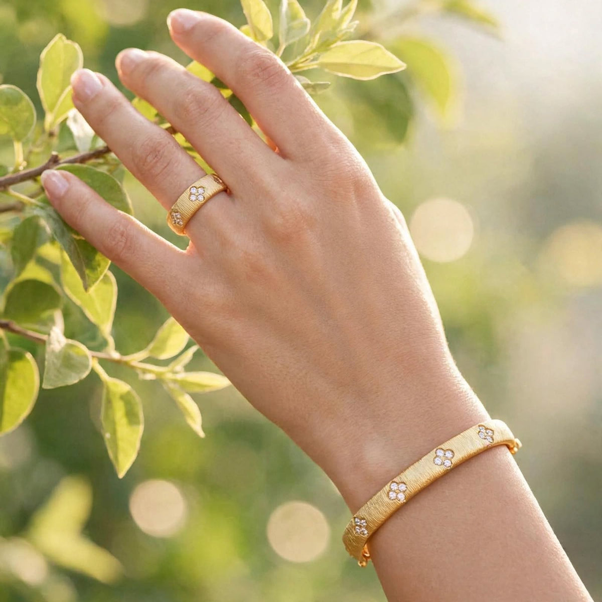 Luxe Floral Gold Bracelet