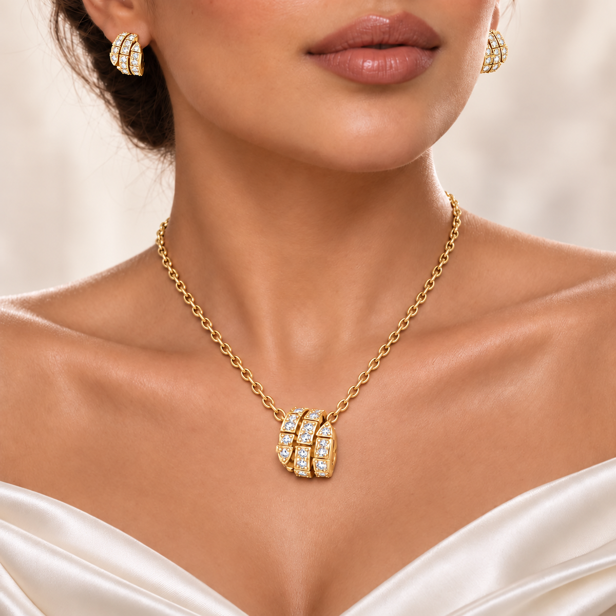 Serpentine Pavé Necklace