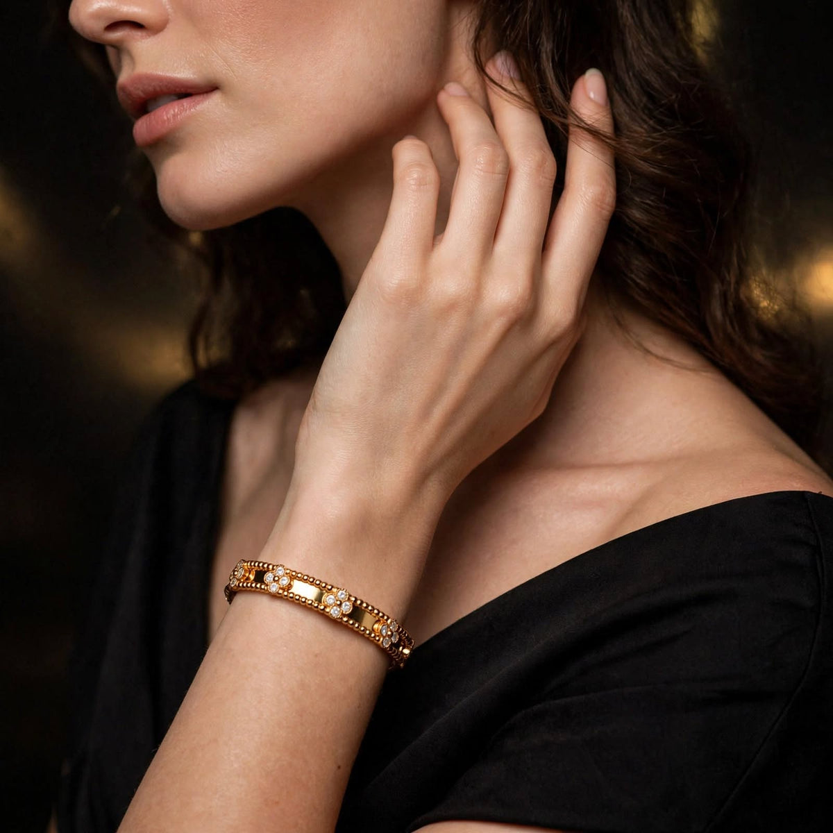 Signature Luxe Gold Bangle