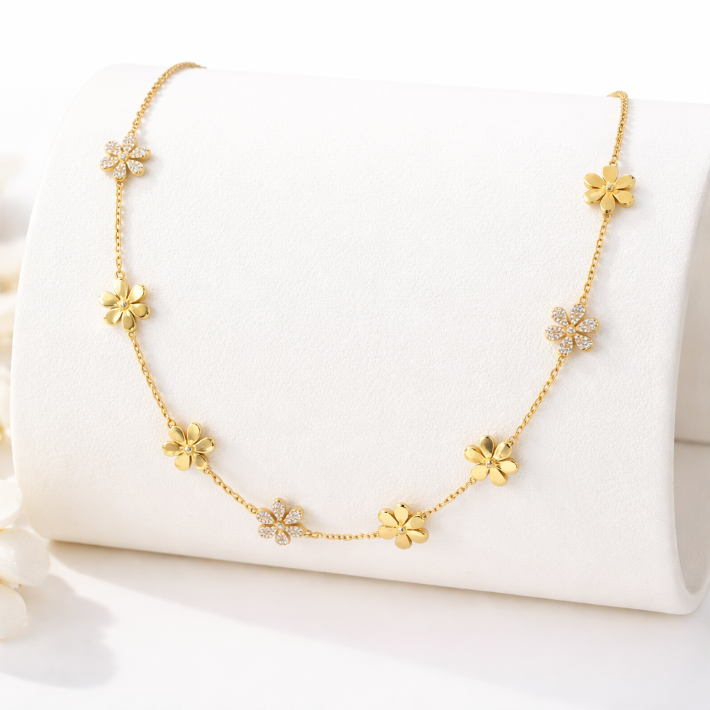 Soft Girl Daisy Necklace