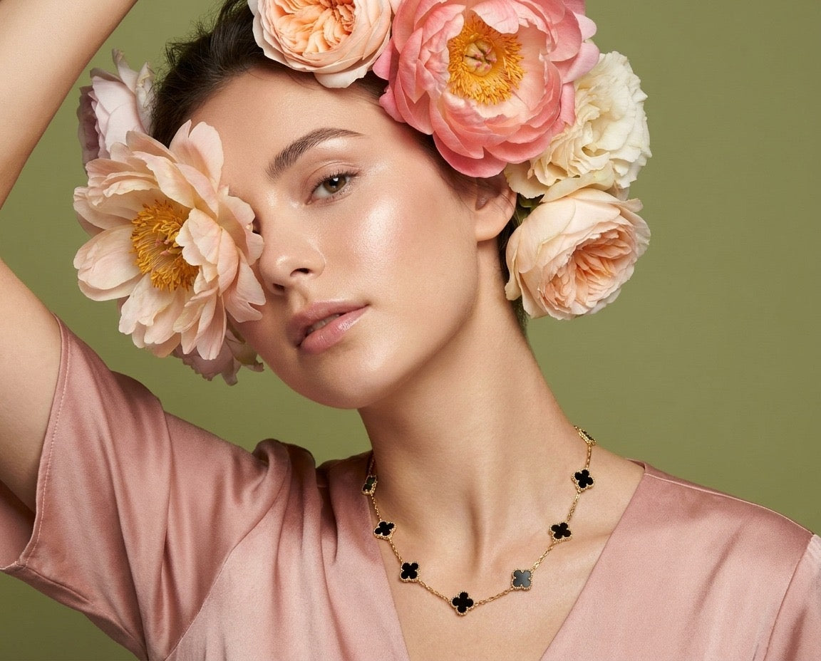 Noir Luxe Clover Necklace