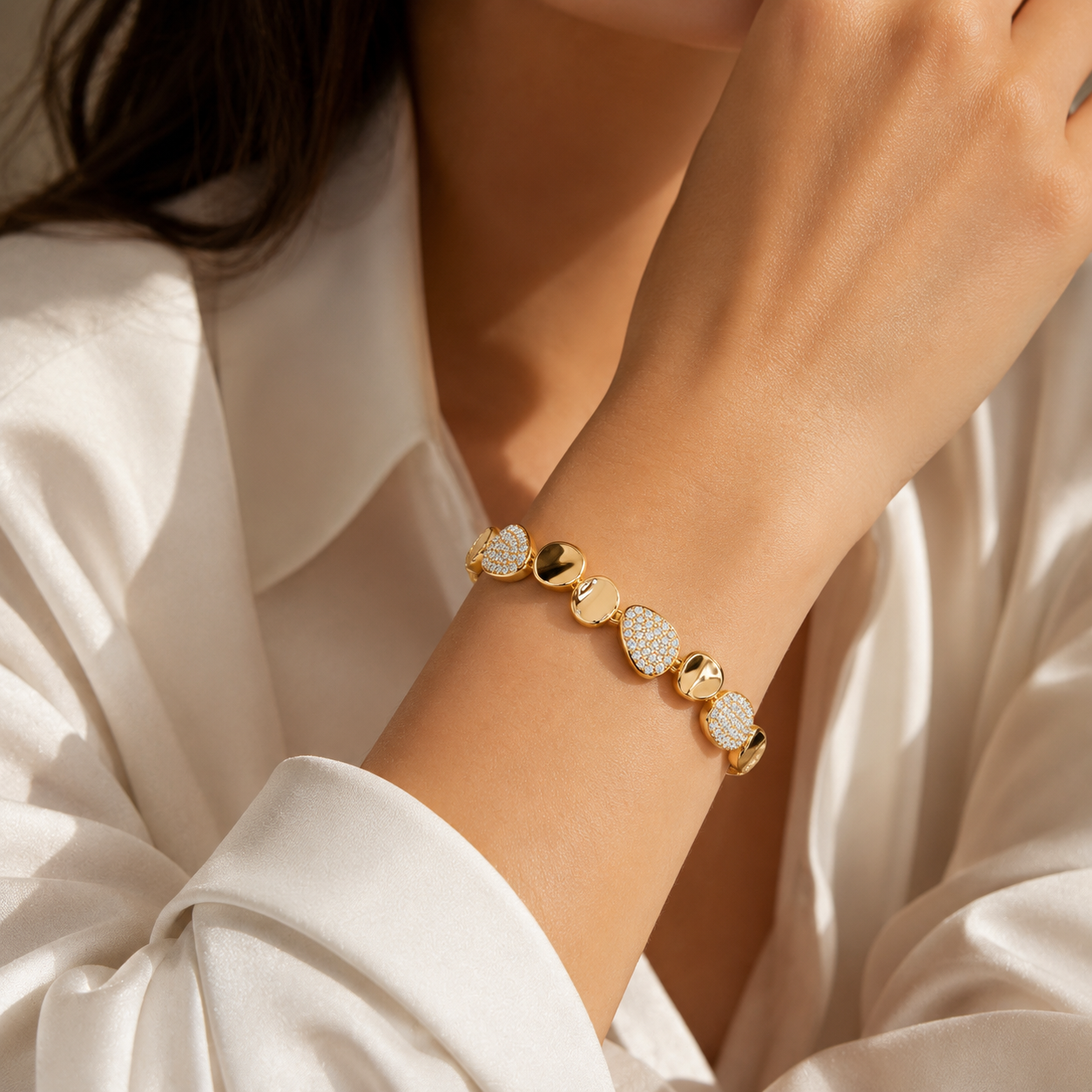 Aurora Disc Crystal Bracelet