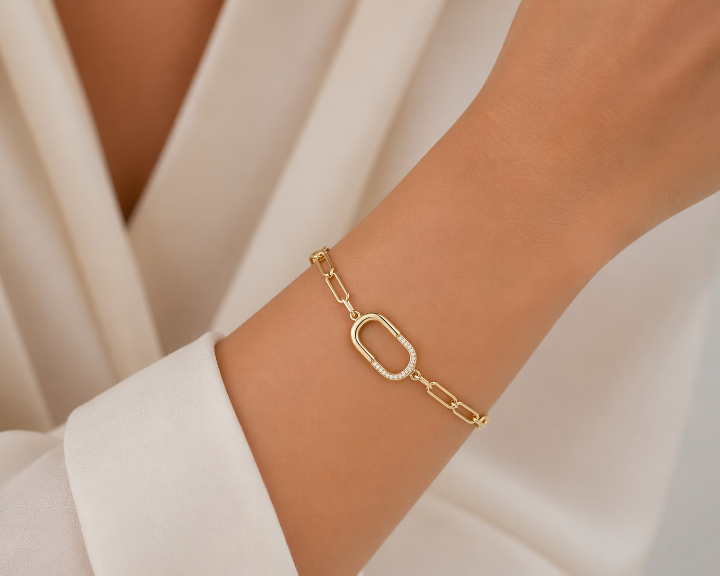 Golden Embrace Link Bracelet