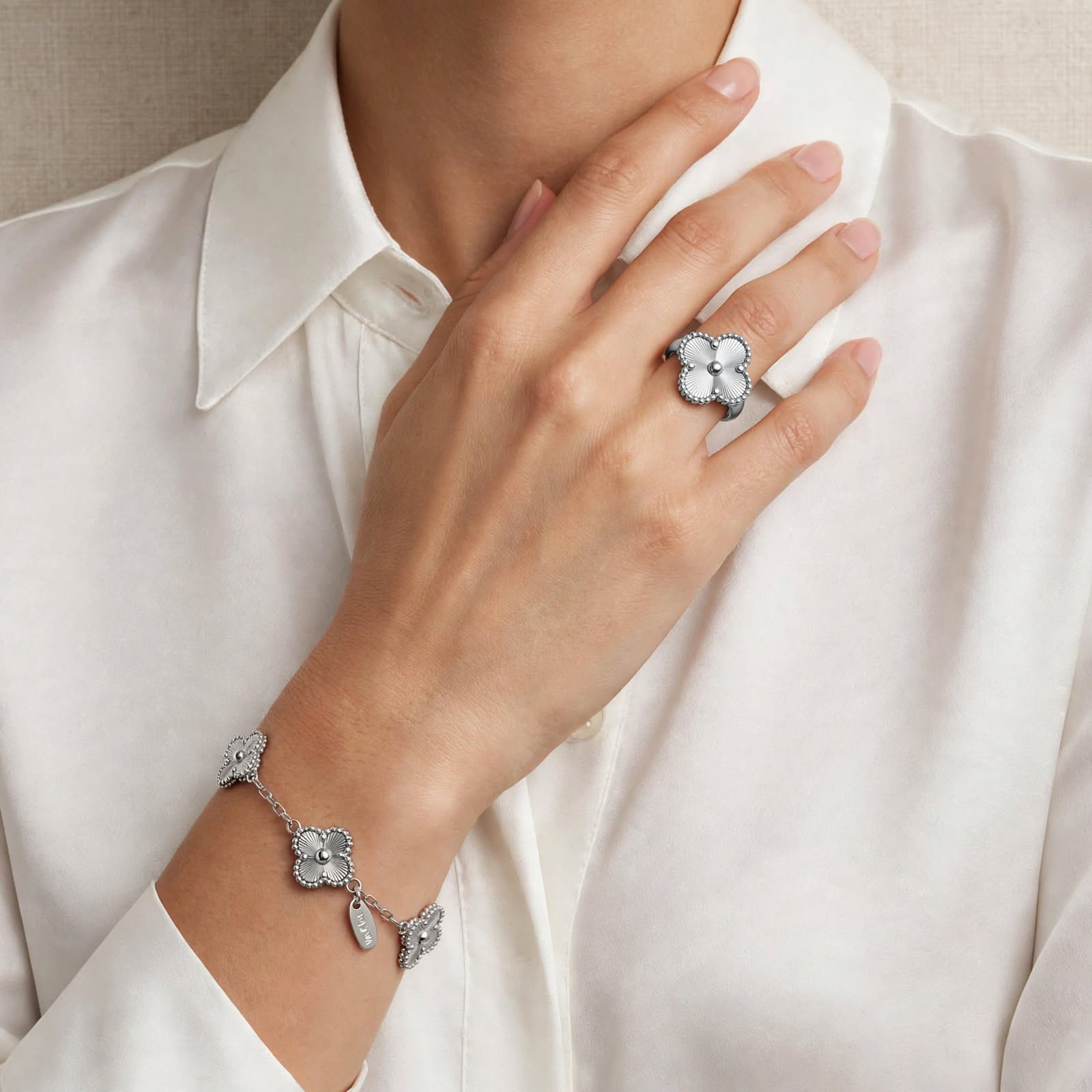 Mini Clover Bracelet