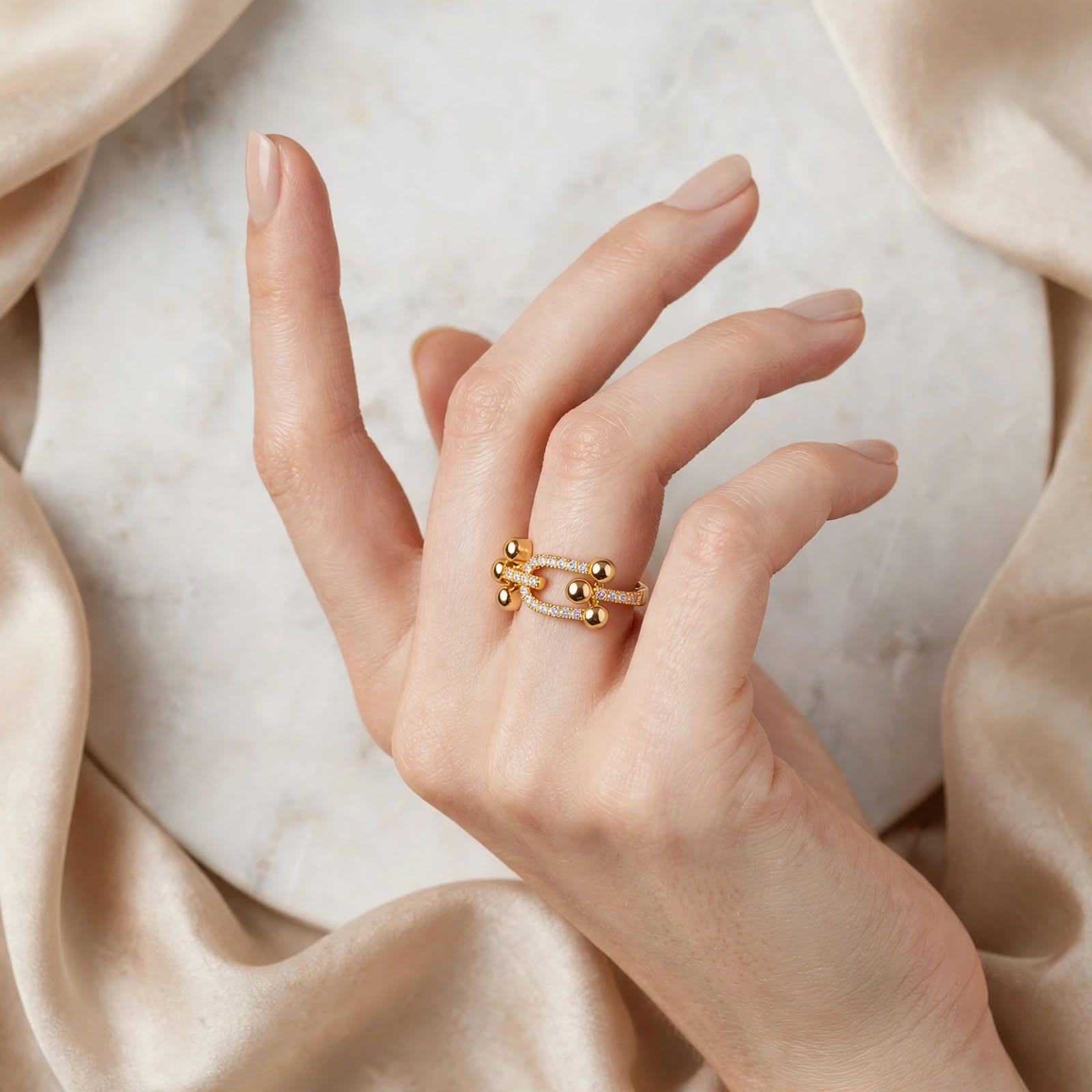 Golden Double Link Zircon Ring