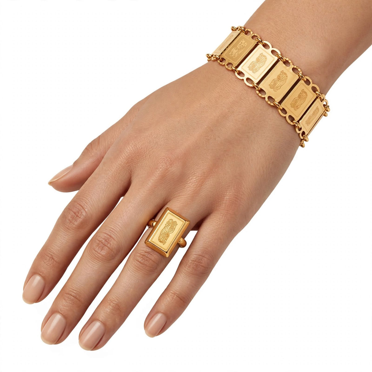 The Aurelia Signet Ring