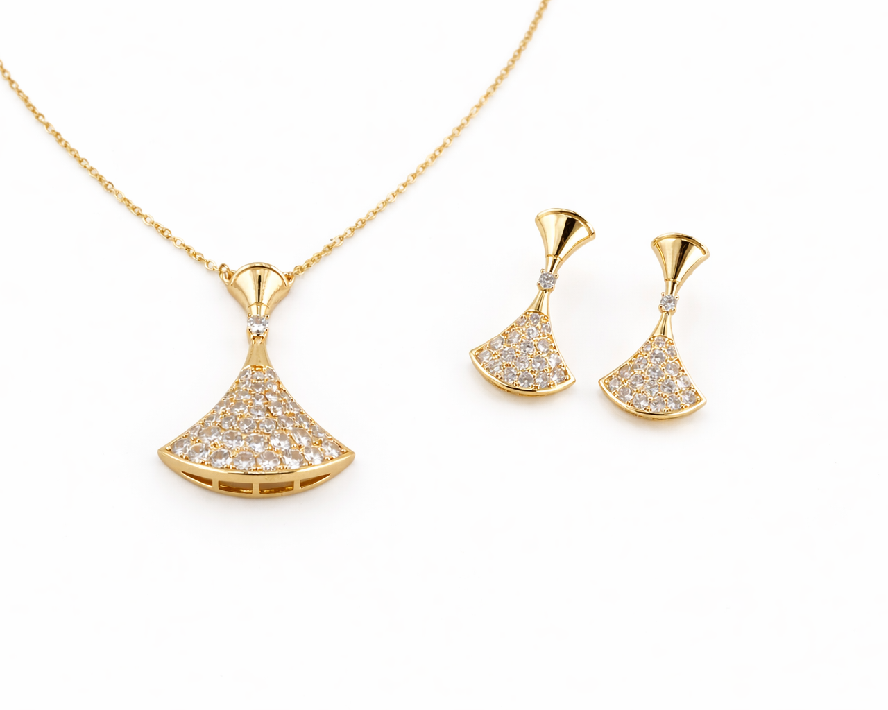Elegant Fan Pendant Necklace with Crystals