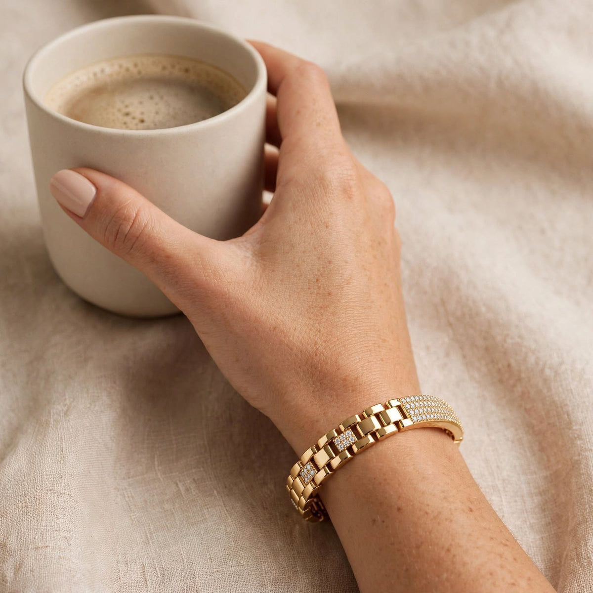 Lumière Gold Zircon Link Bracelet