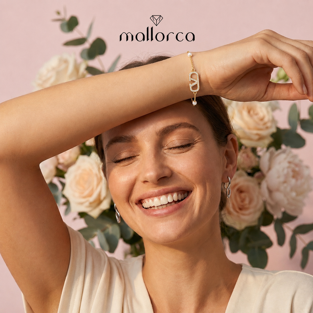 Pearl V Gold Bracelet