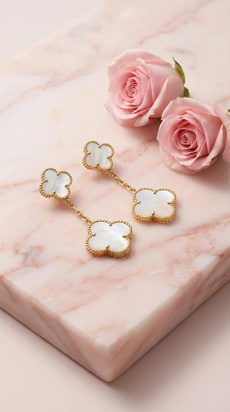 Éclat Blanc Clover Drop Earrings