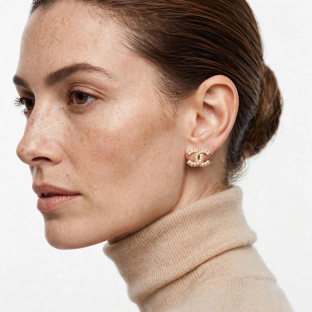 Luxe Gold Pearl Interlock Stud Earrings