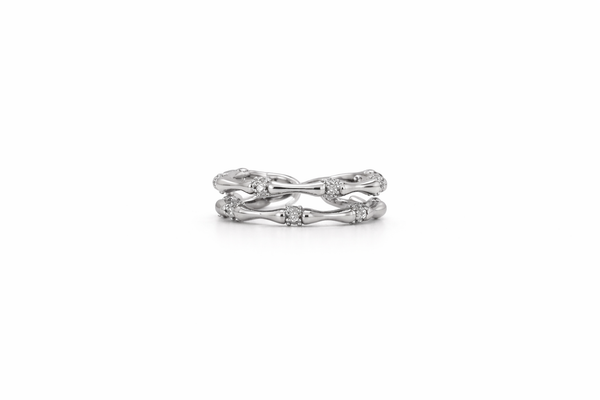 Lumière Twist Ring