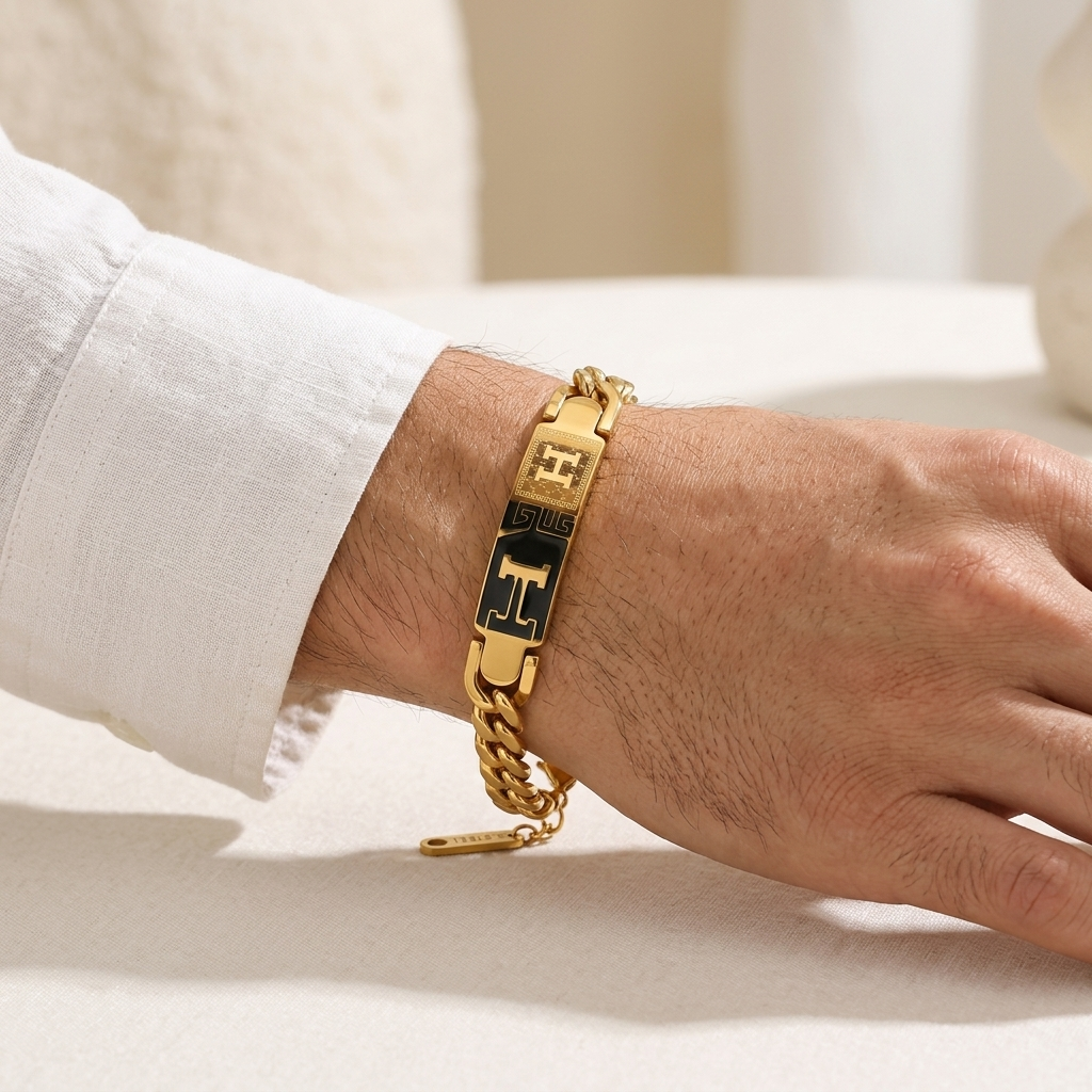 Noir Emblem Men’s Bracelet