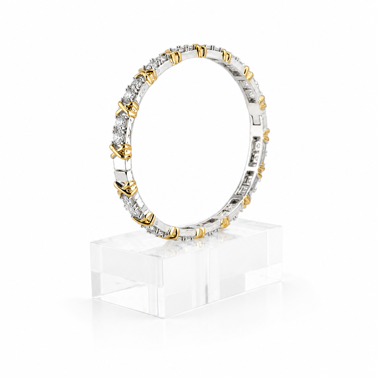 Luxe Crystal X Bangle
