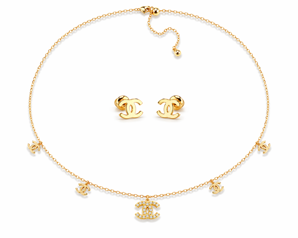 Logo Charm Gold Choker Set (Necklace + Earrings)