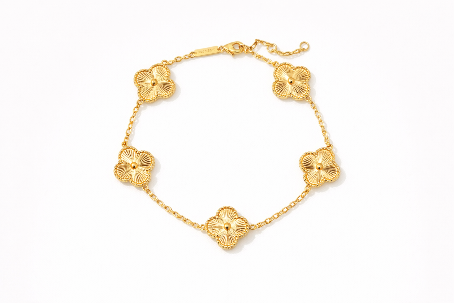 Aurora Clover Bracelet