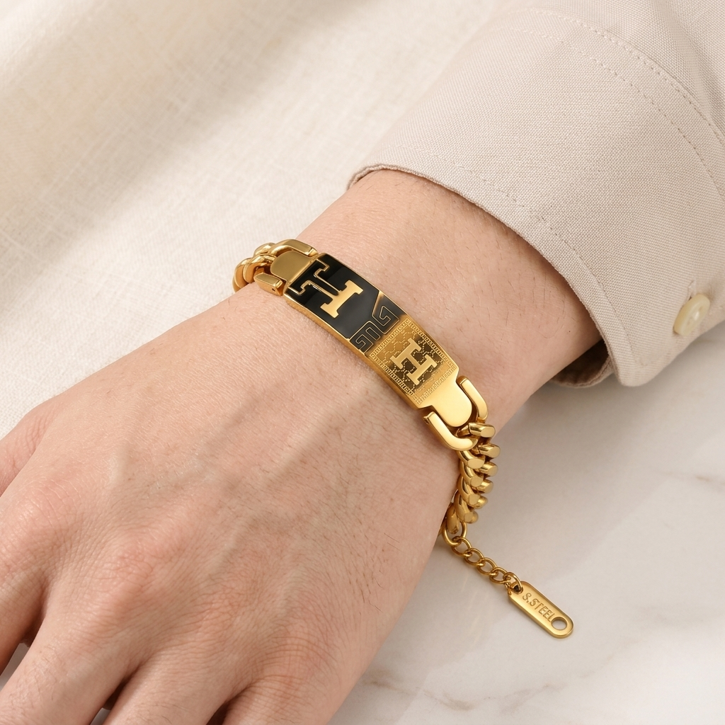 Noir Emblem Men’s Bracelet