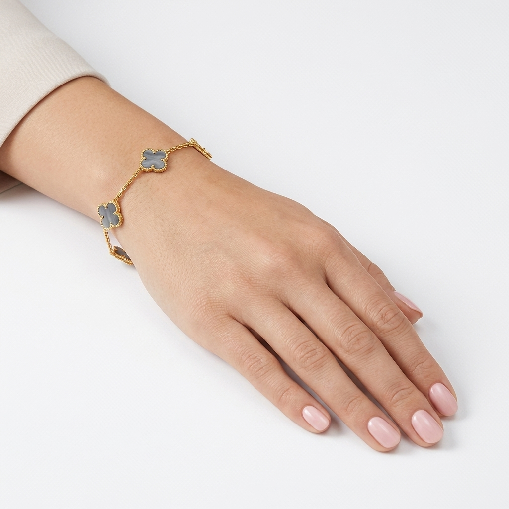 Grey Mother of Pearl Clover Bracelet