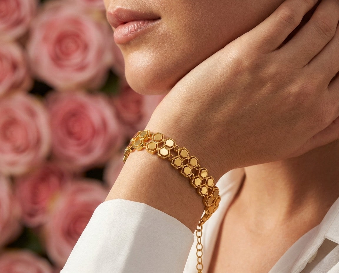 Luna Honeycomb Gold Bracelet