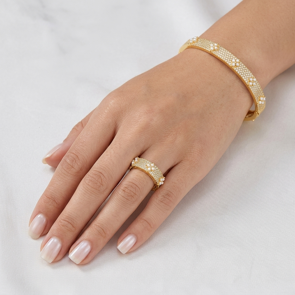 Crystal Fleur Pavé Bangle
