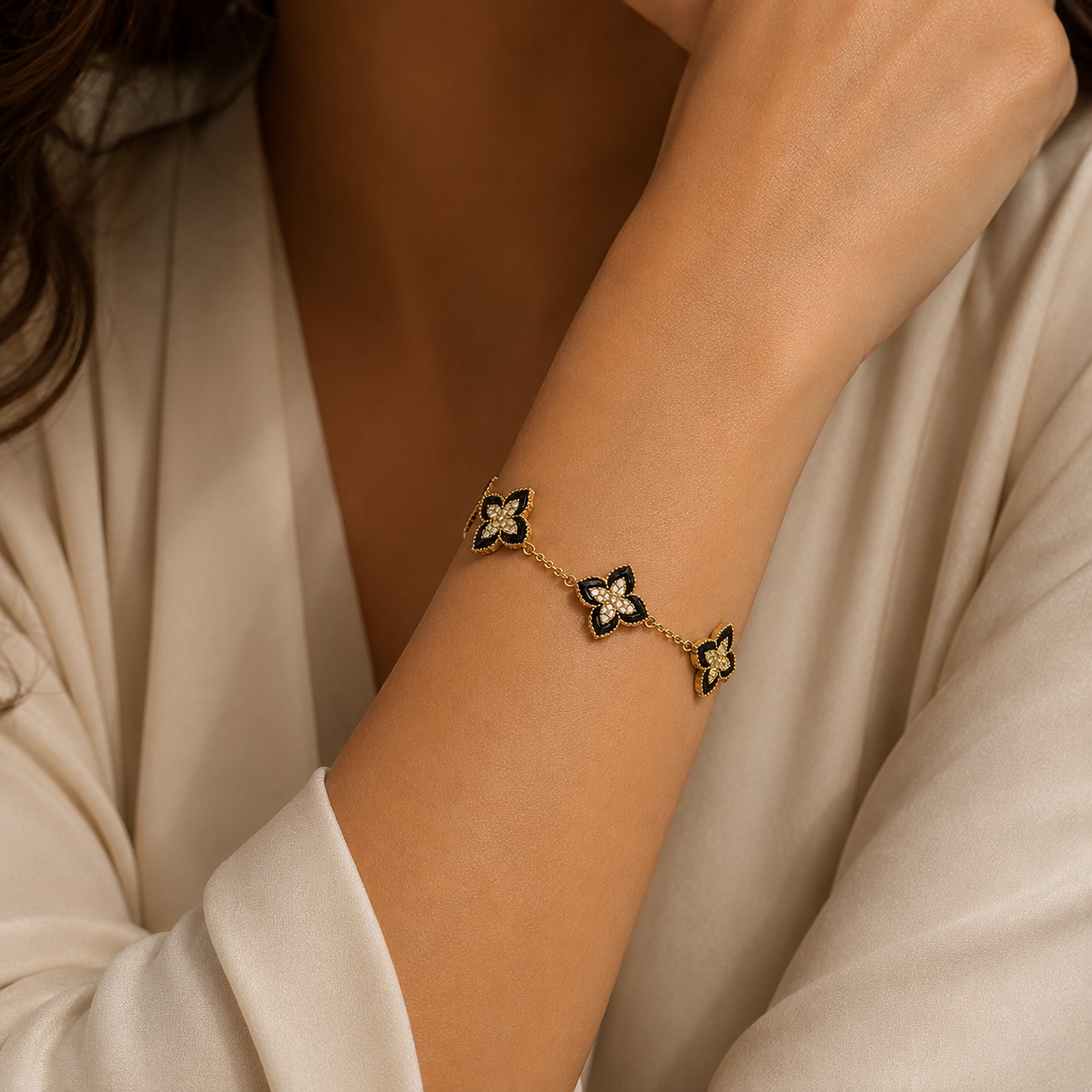 Onyx Clover Bracelet