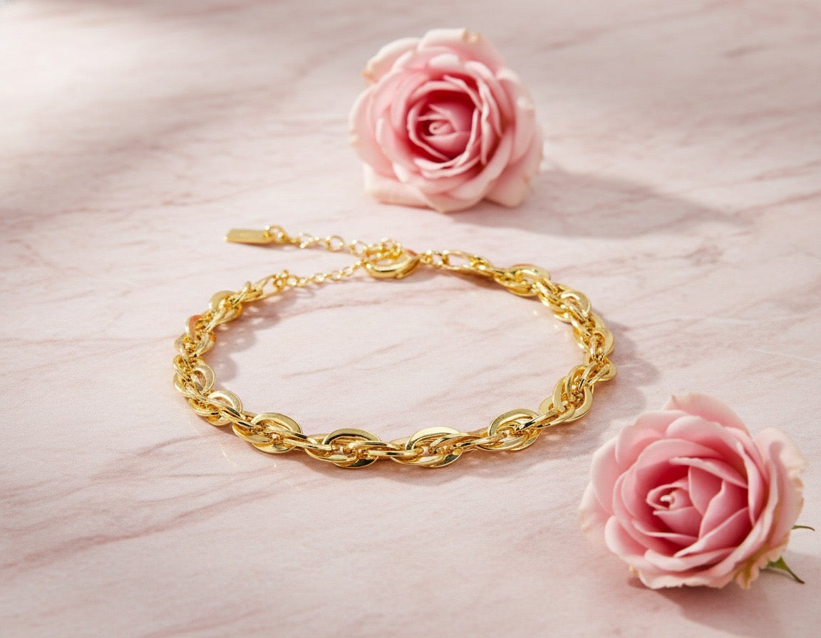 Valencia Oval Link Bracelet
