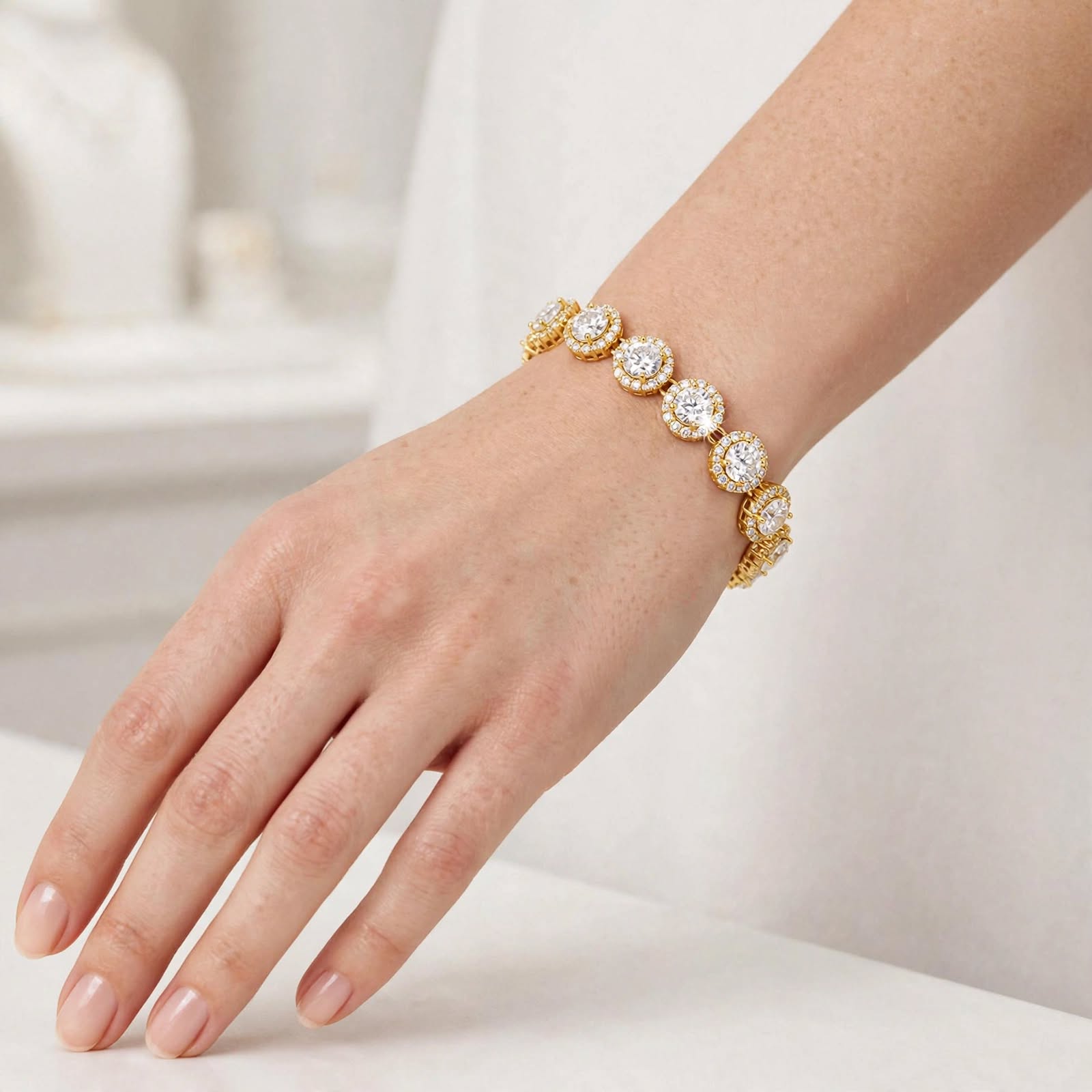 Éclat Crystal Halo Bracelet