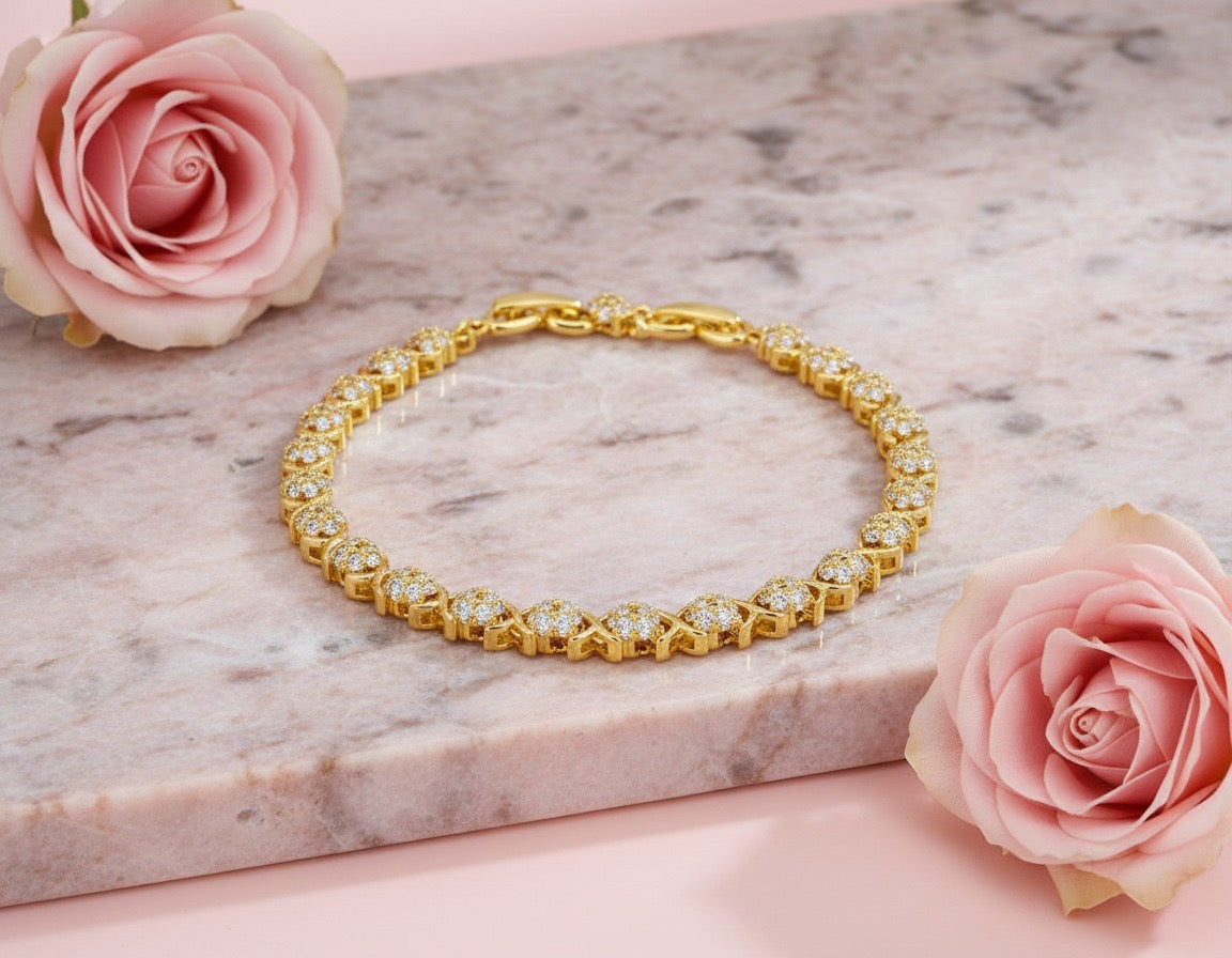 Luxe Clover Crystal Bracelet