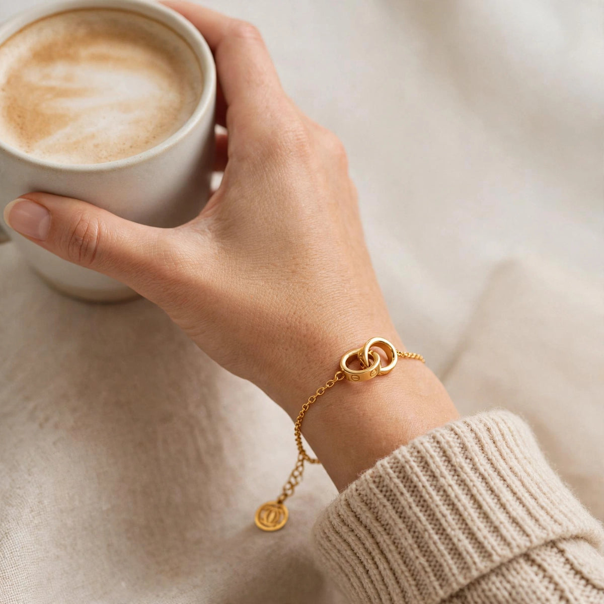 Élise Gold Ring Bracelet