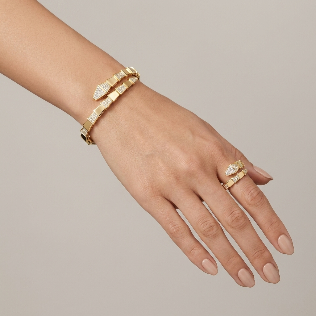 Éclat Zircon Hand Bracelet and ring