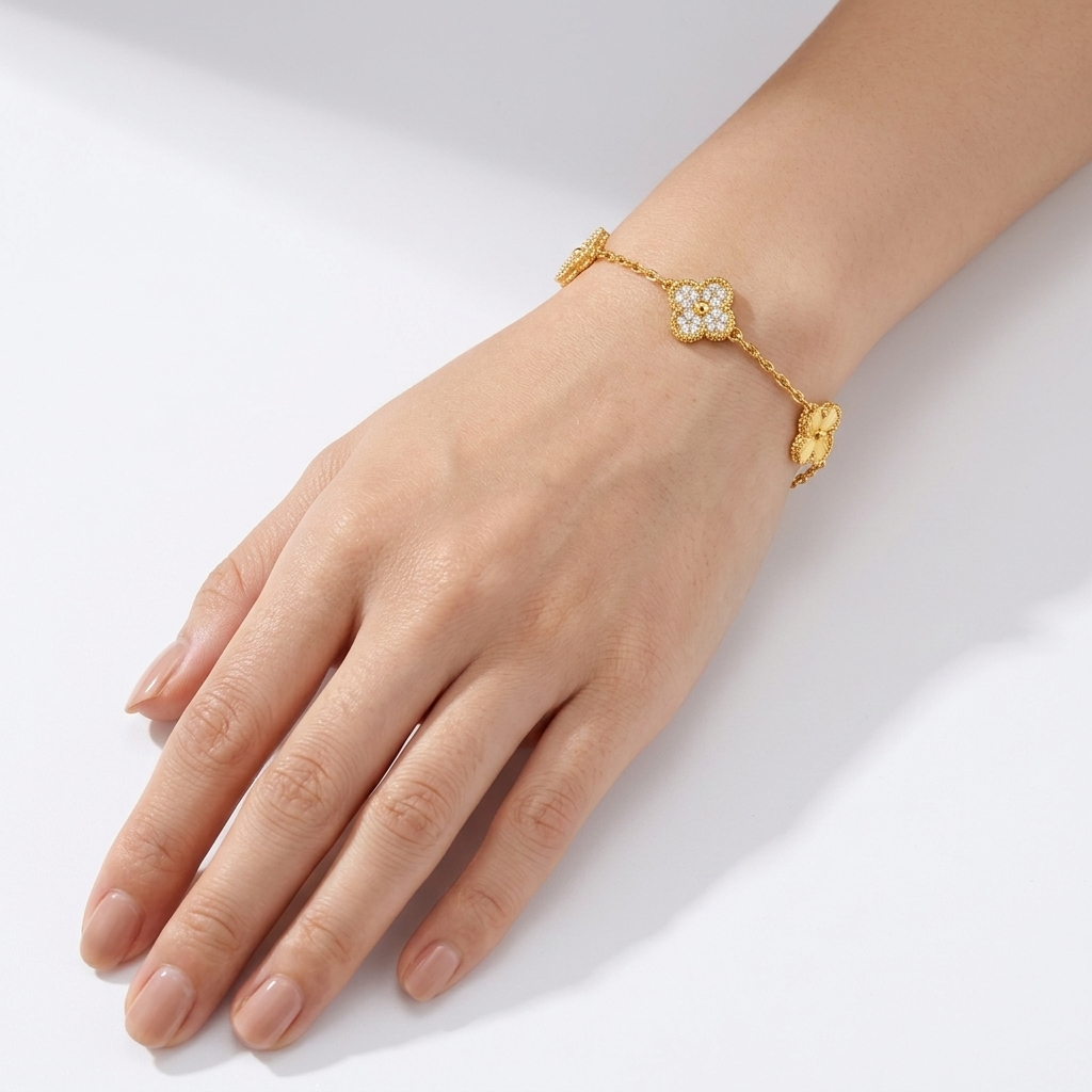 Mini Zircon Clover Bracelet