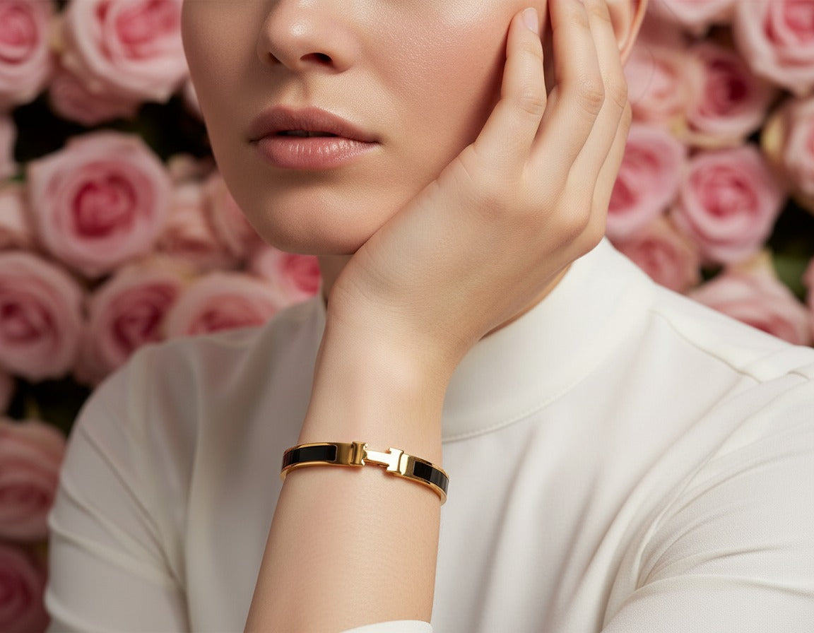 Valencia Noir Luxe Bangle