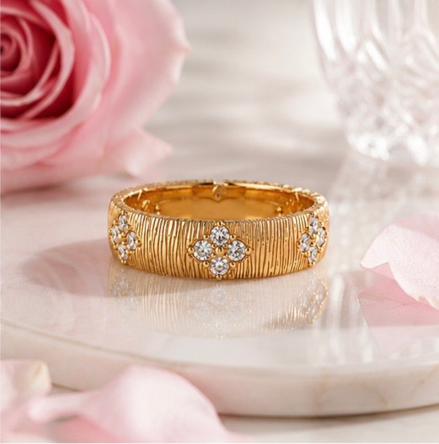 Vintage Floral Crystal Ring