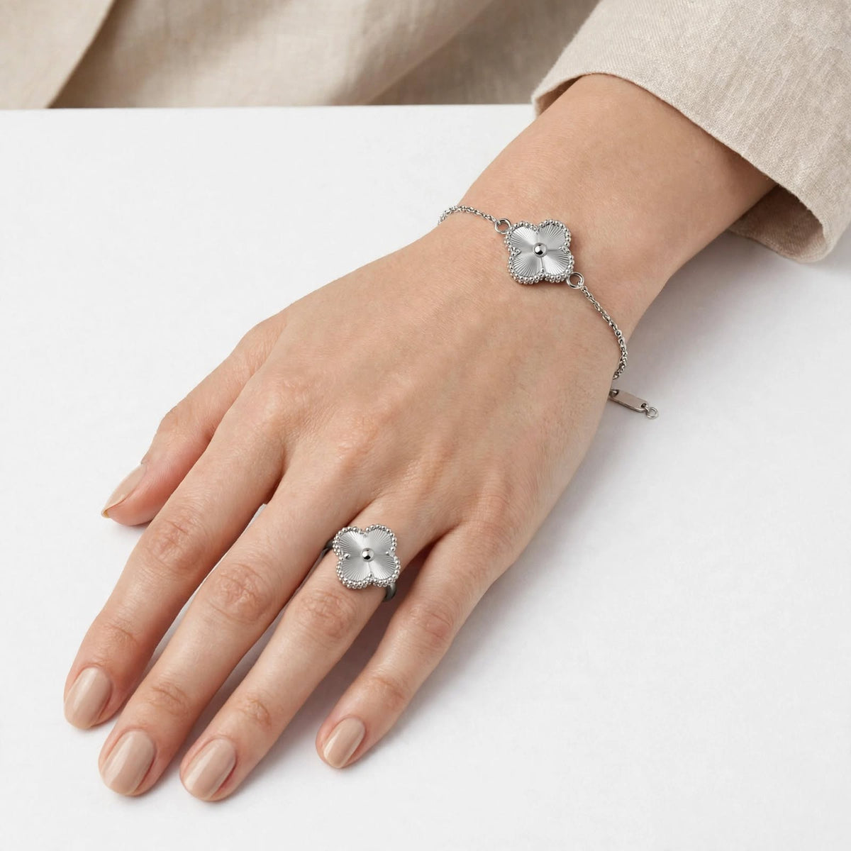 The Celeste Clover Bracelet – Silver
