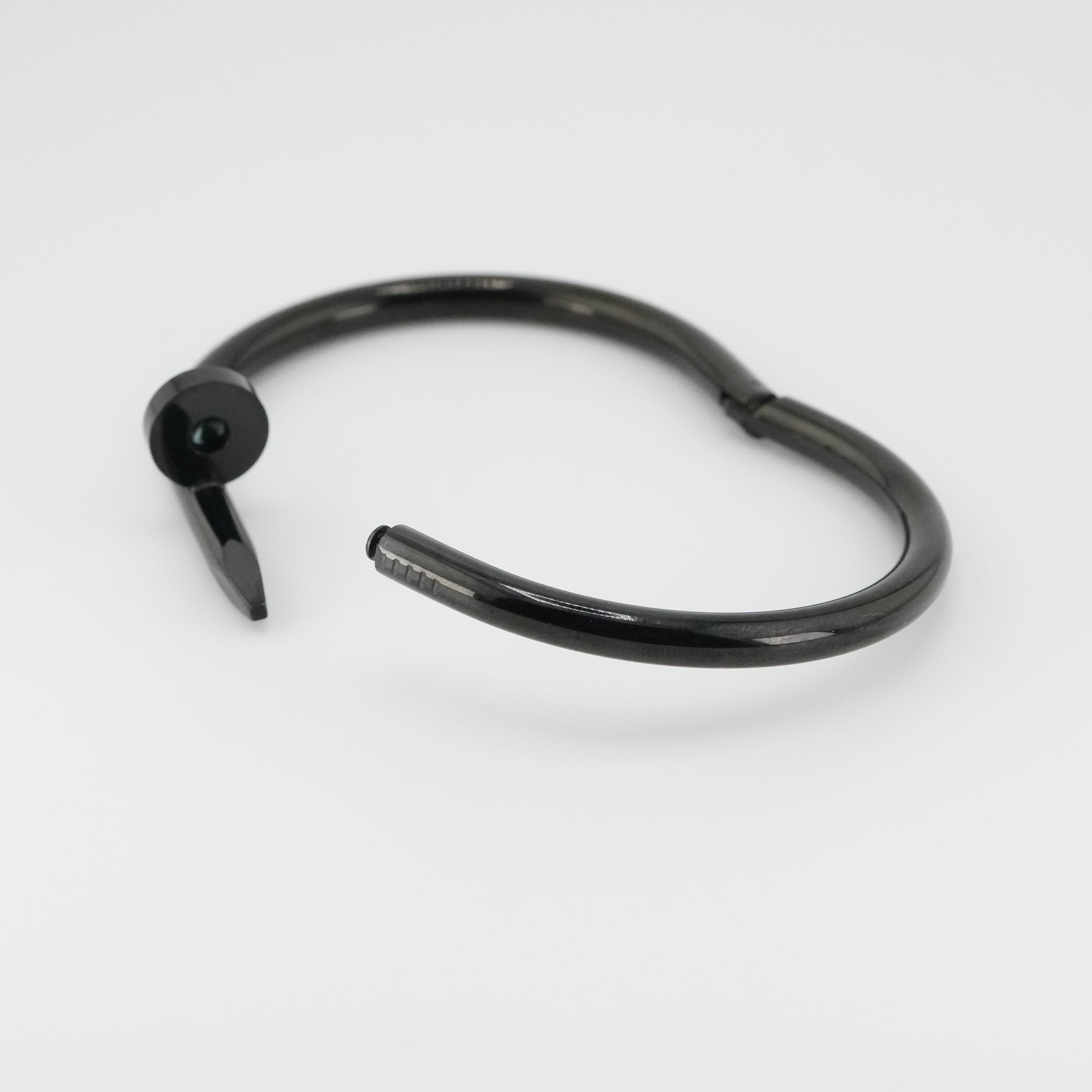 Apex Nail Cuff