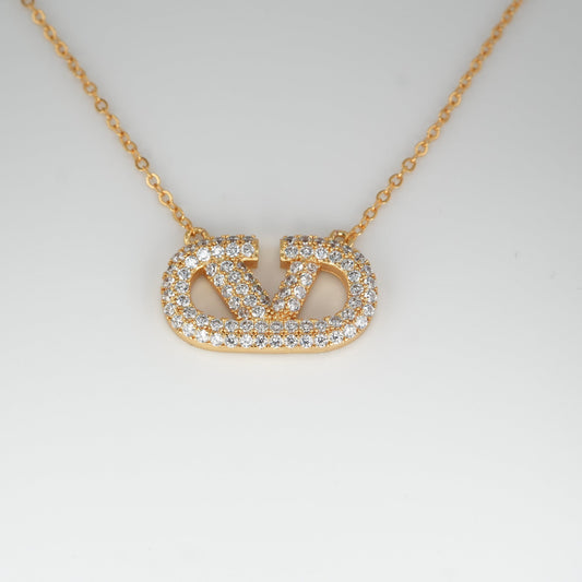 Glamour Link Pendant Necklace